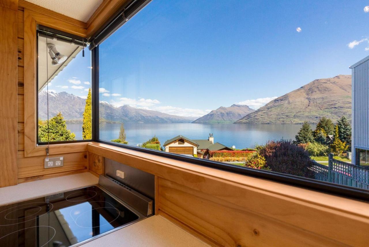 Villa Tranquil Heights Queenstown Exterior foto