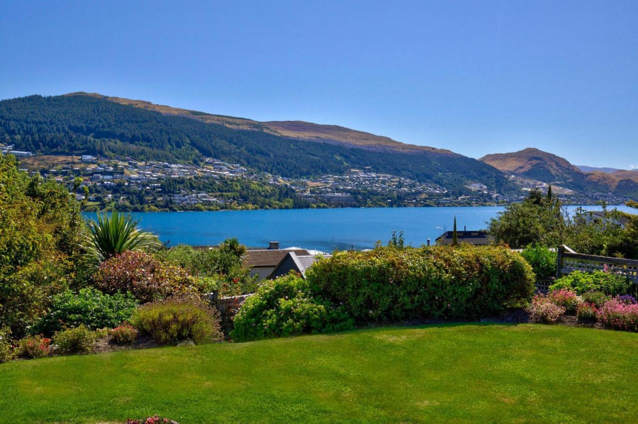 Villa Tranquil Heights Queenstown Exterior foto
