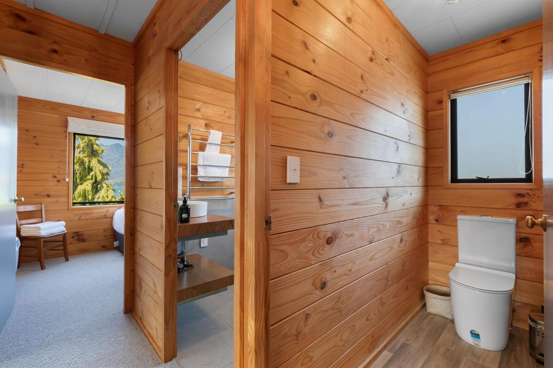 Villa Tranquil Heights Queenstown Exterior foto