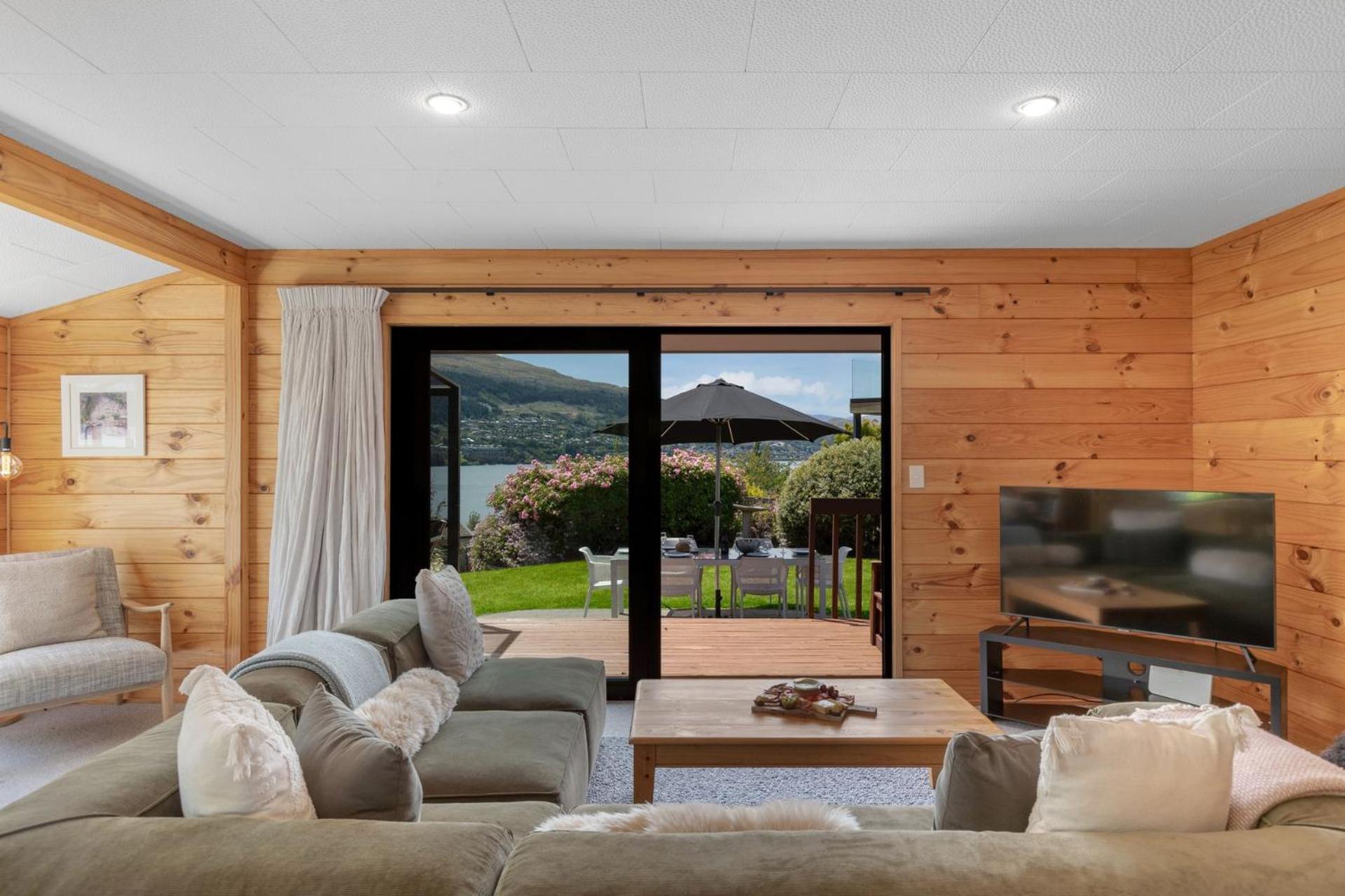 Villa Tranquil Heights Queenstown Exterior foto