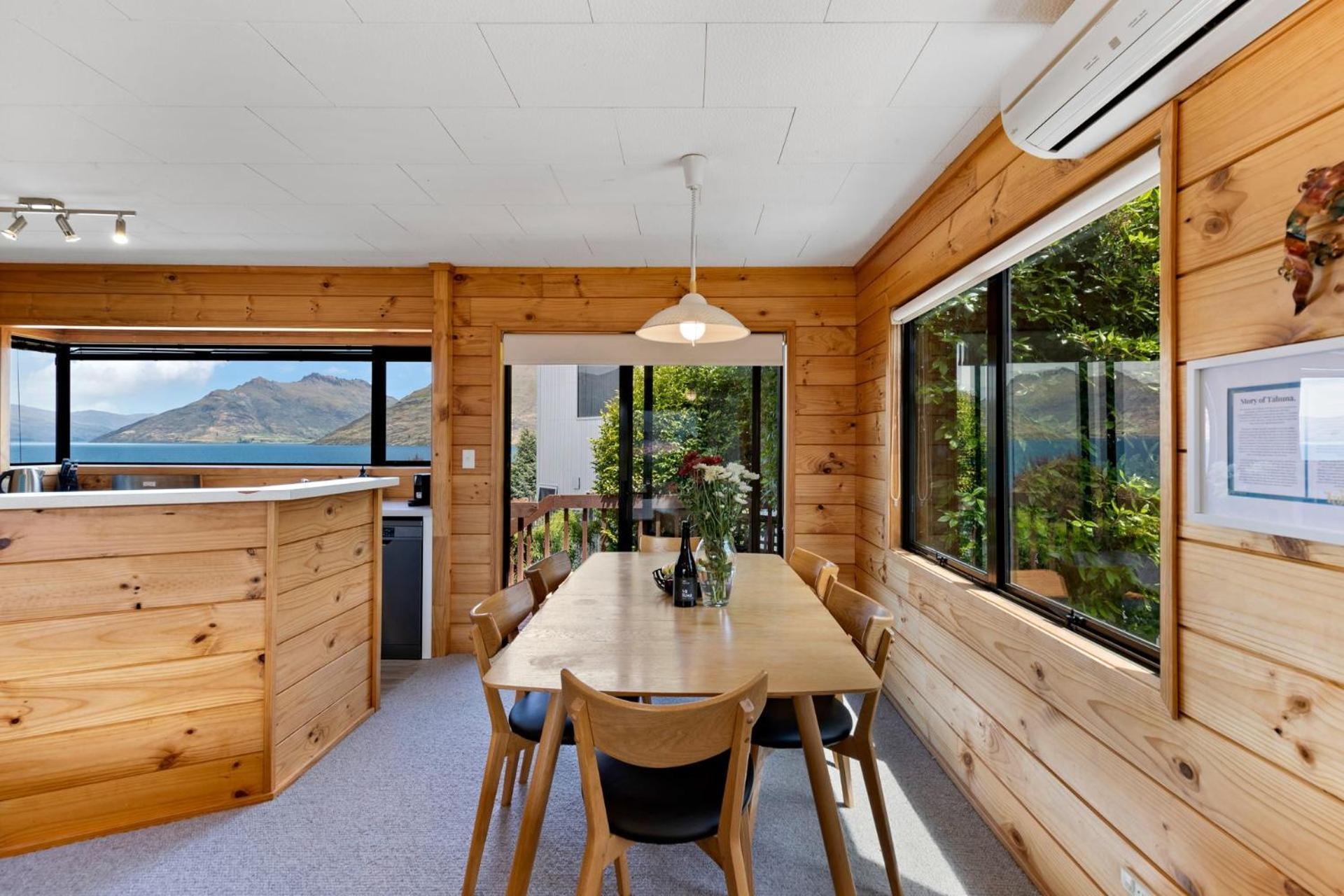 Villa Tranquil Heights Queenstown Exterior foto