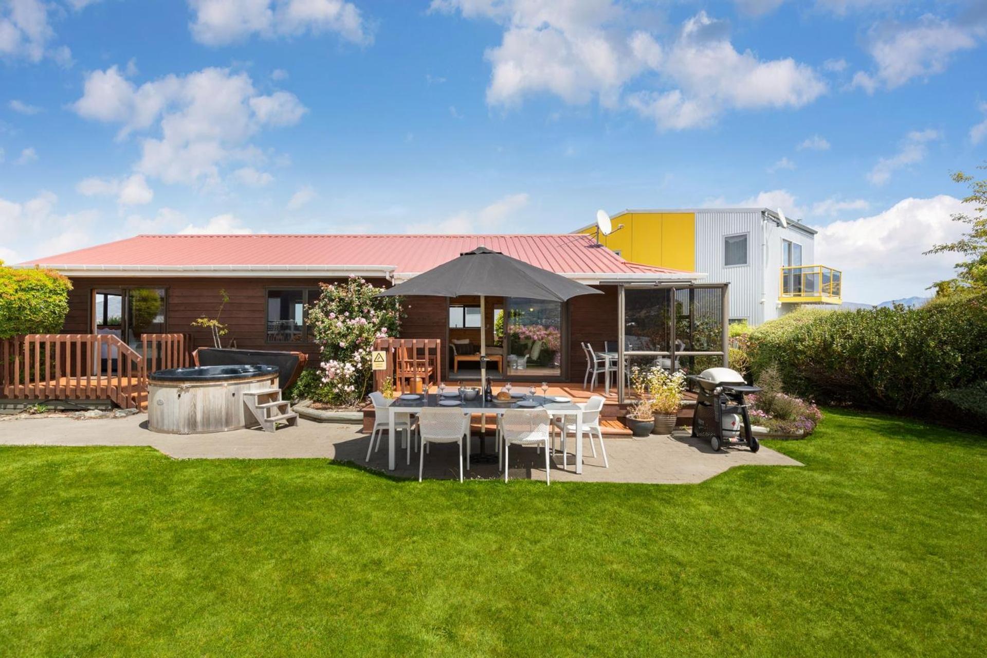 Villa Tranquil Heights Queenstown Exterior foto